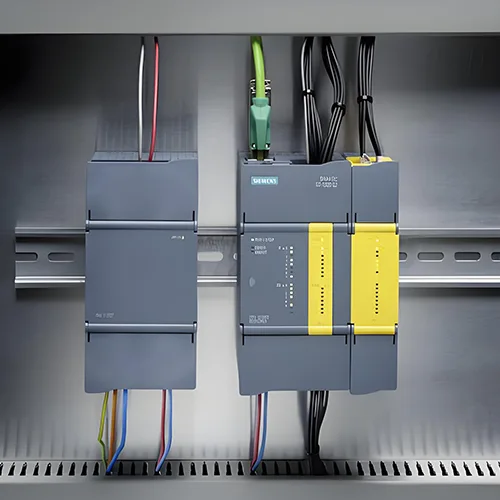 شركة SIEMENS تطلق حلولاً جديدة للذكاء الاصطناعي الصناعي، وشركة Floating Light Automation Trade CO.,LTD تعمل على تمكين التطوير الصناعي المحلي